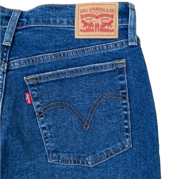 Levi’s Wedgie Straight Button Fly Jeans - 32 - Picture 9 of 12